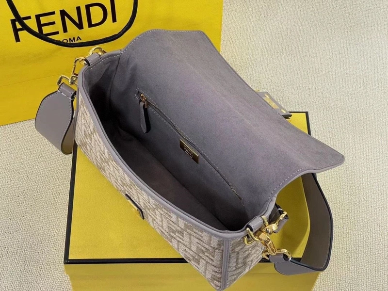 Fendi Baguette Bags 4220D-0017
