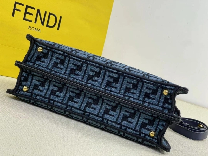 Fendi Top Handle Bags 4220D-0019