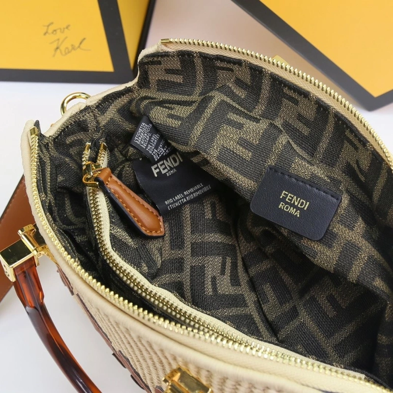 Fendi Top Handle Bags 4220D-0023