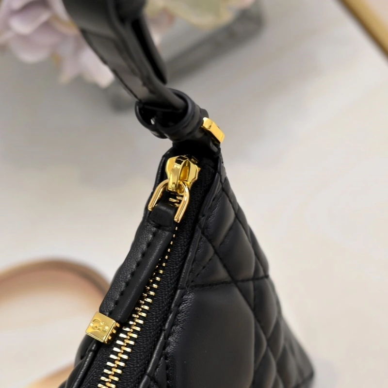 Dior Top Handle Bags 4220D-0056