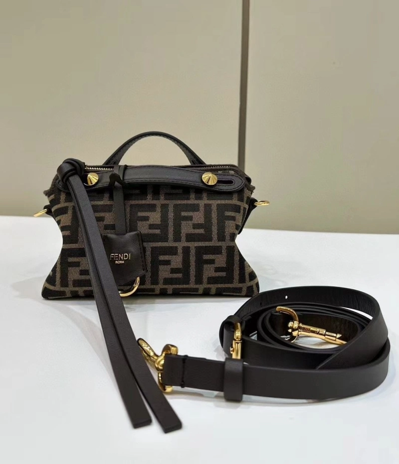 Fendi Top Handle Bags 4220D-0062
