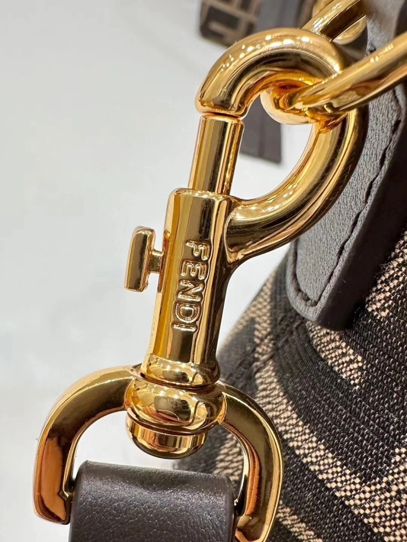 Fendi Top Handle Bags 4220D-0063