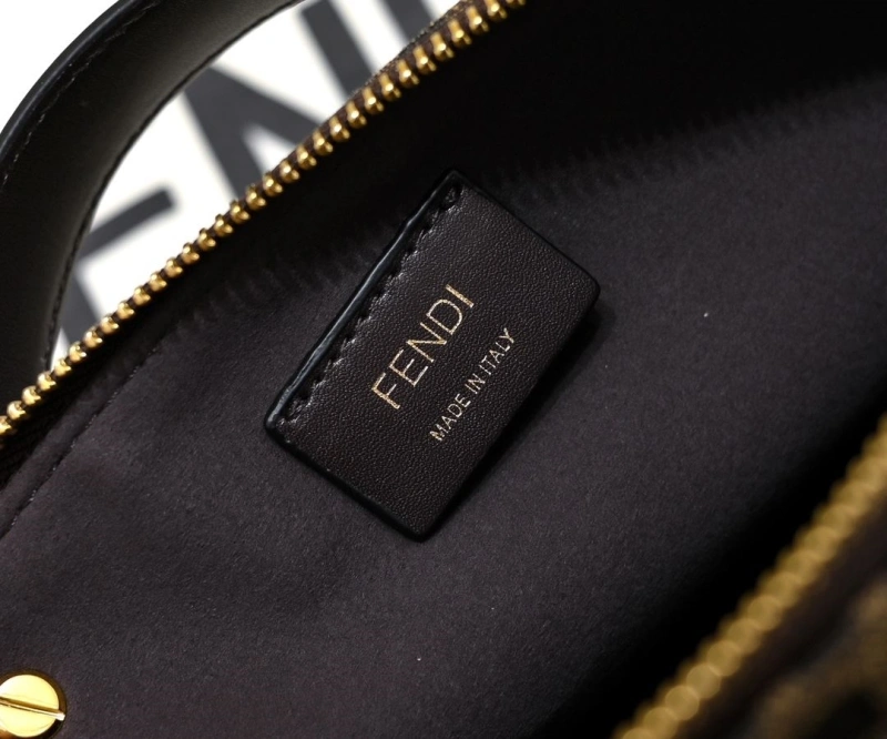 Fendi Top Handle Bags 4220D-0080