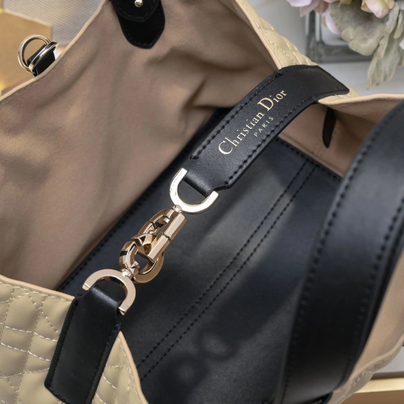 Dior Top Handle Bags 4220D-0096