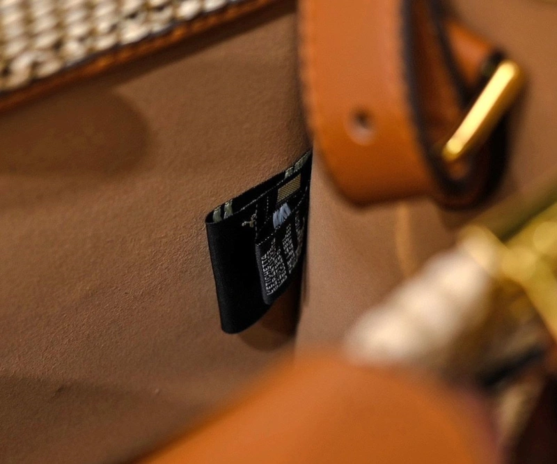 Fendi Shopping Bags 4220D-0099