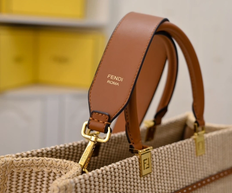 Fendi Shopping Bags 4220D-0101