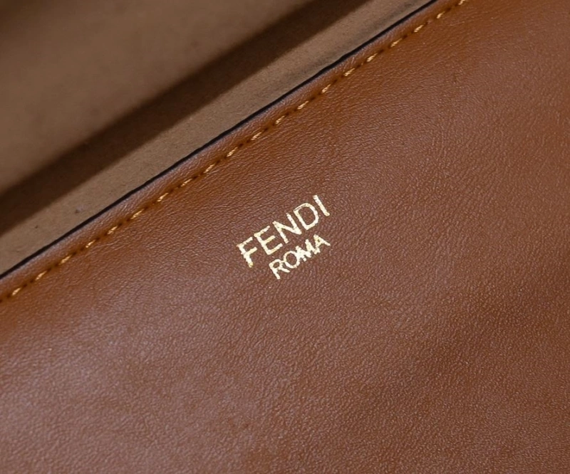 Fendi Shopping Bags 4220D-0101