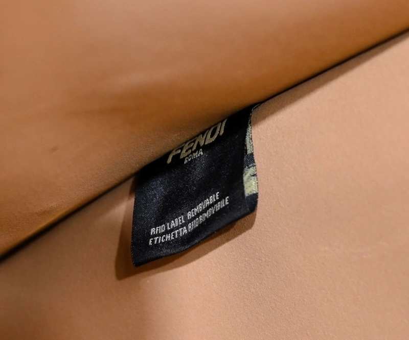 Fendi Shopping Bags 4220D-0101