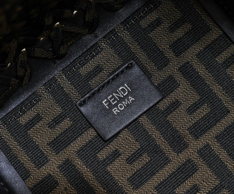 Fendi Shopping Bags 4220D-0102