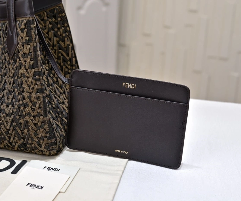 Fendi Shopping Bags 4220D-0103