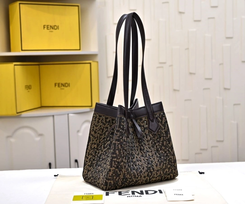 Fendi Shopping Bags 4220D-0103