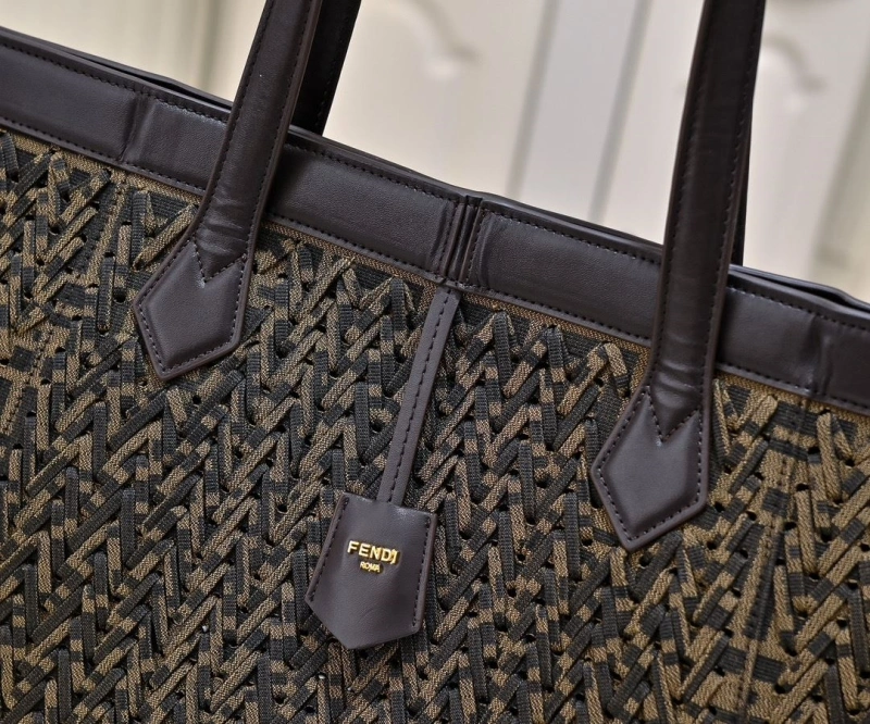 Fendi Shopping Bags 4220D-0104
