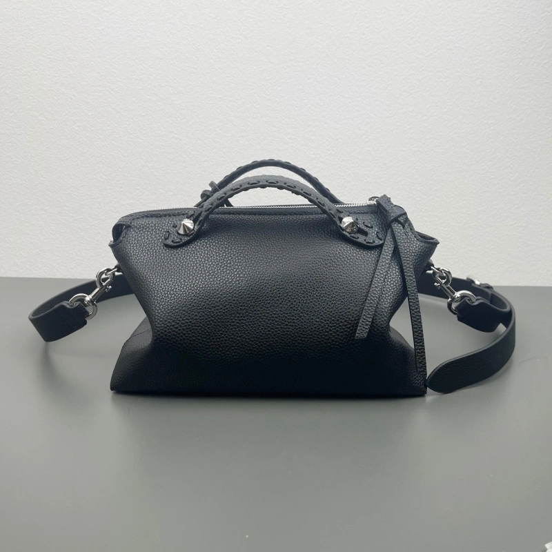 Fendi Top Handle Bags 4220D-0131