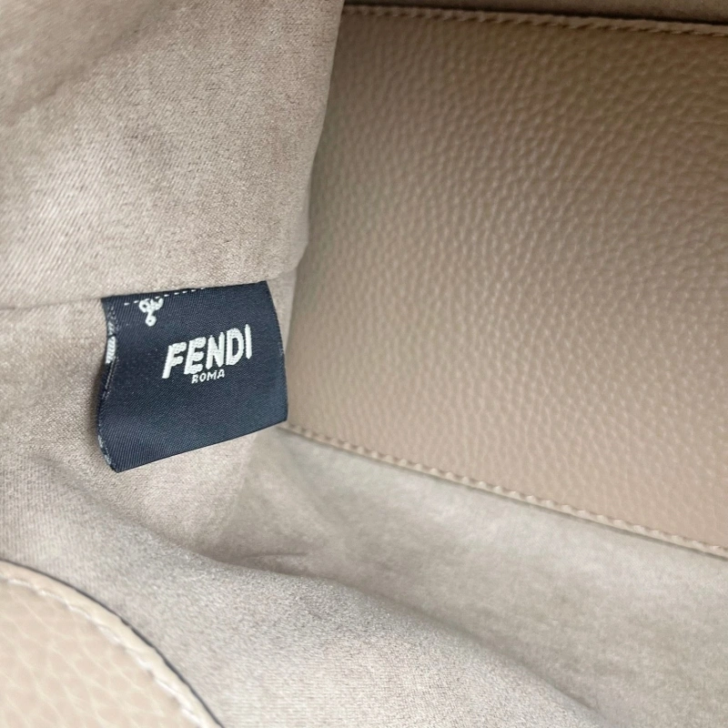 Fendi Top Handle Bags 4220D-0133