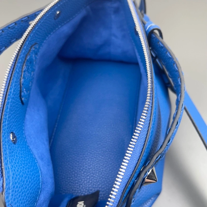 Fendi Top Handle Bags 4220D-0134