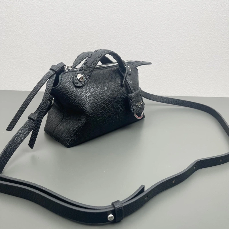 Fendi Top Handle Bags 4220D-0135