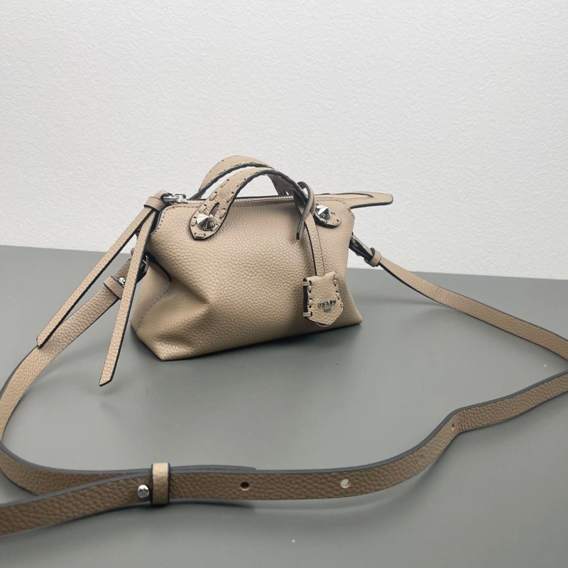 Fendi Top Handle Bags 4220D-0137