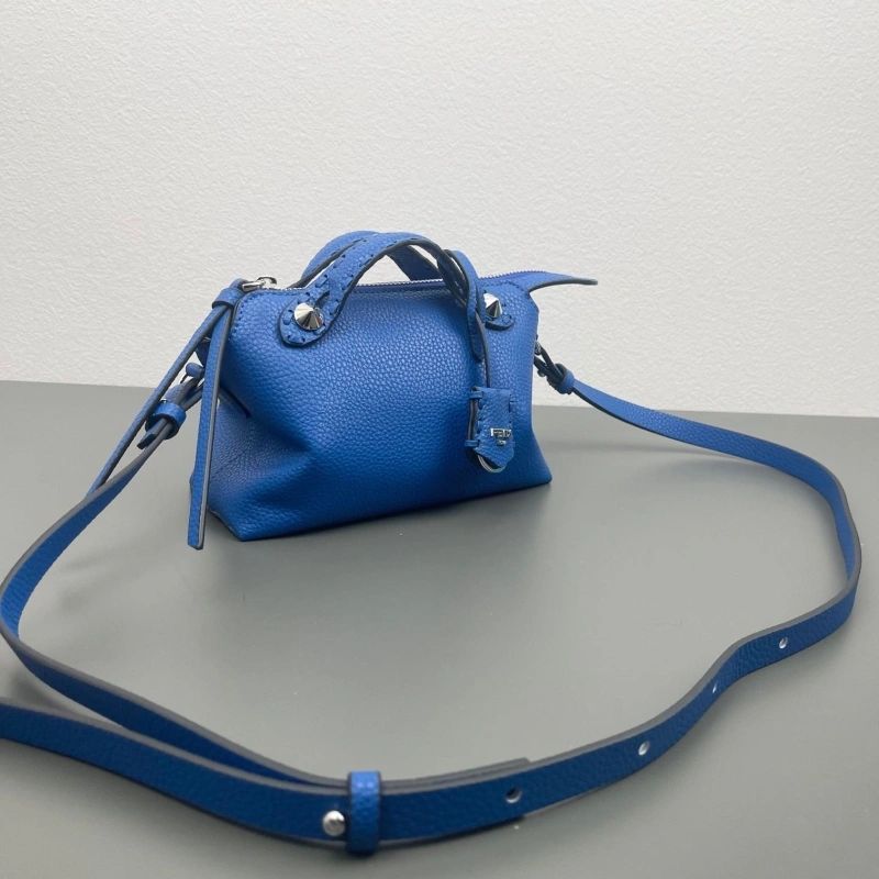 Fendi Top Handle Bags 4220D-0138