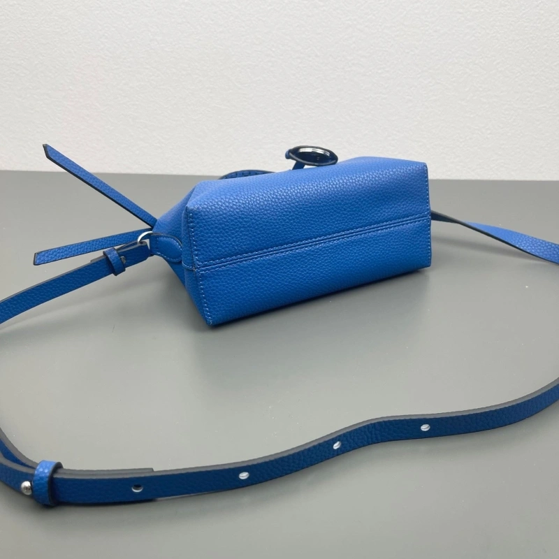 Fendi Top Handle Bags 4220D-0138