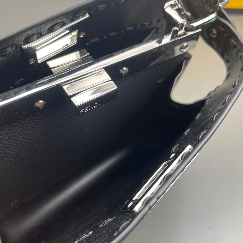 Fendi Top Handle Bags 4220D-0139