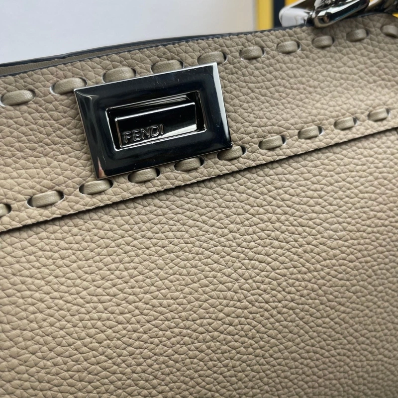 Fendi Top Handle Bags 4220D-0141