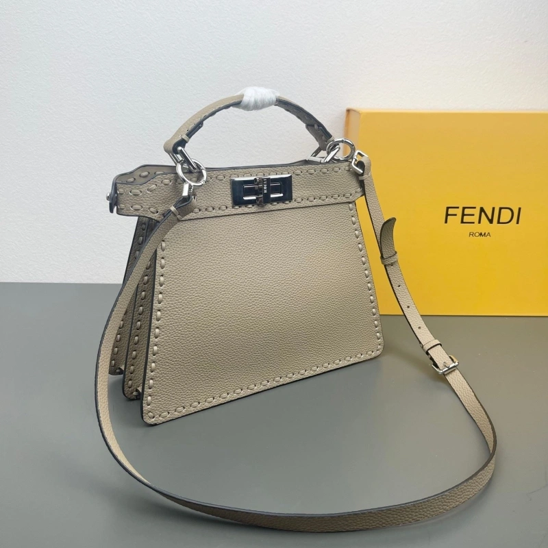 Fendi Top Handle Bags 4220D-0146