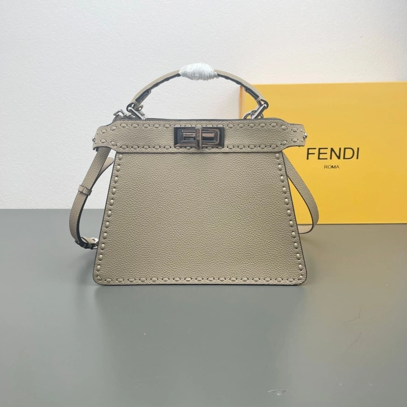 Fendi Top Handle Bags 4220D-0146