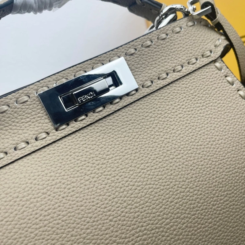 Fendi Top Handle Bags 4220D-0146