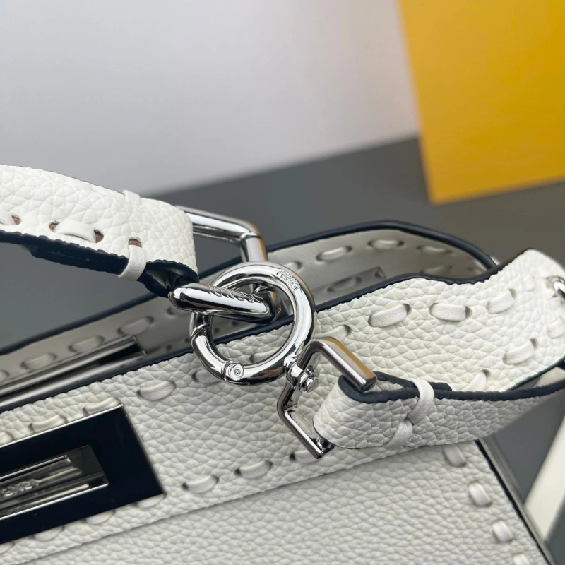 Fendi Top Handle Bags 4220D-0147