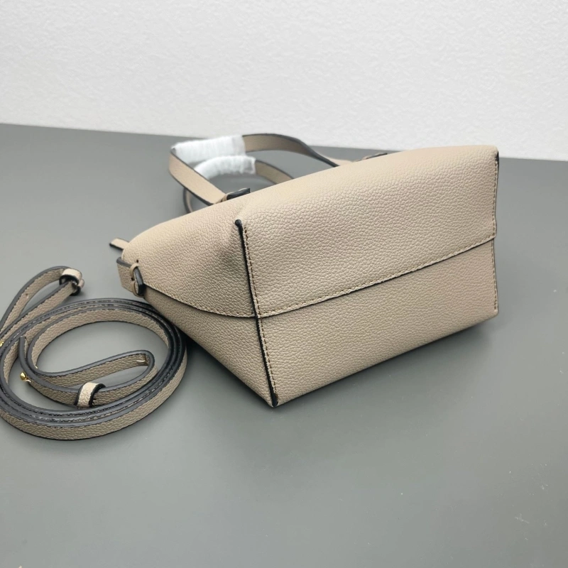 Fendi Shopping Bags 4220D-0153