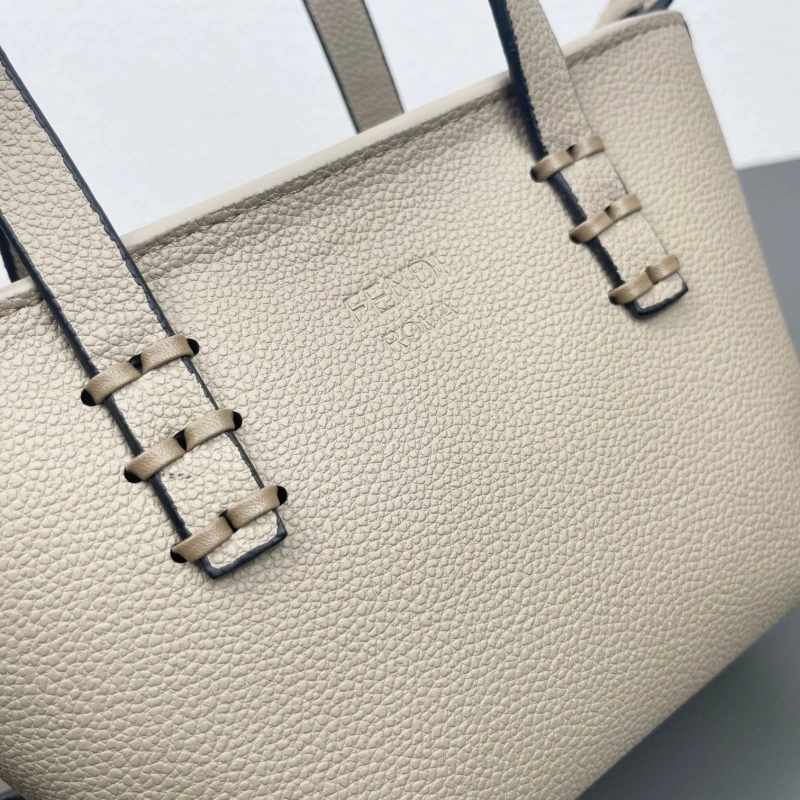 Fendi Shopping Bags 4220D-0153