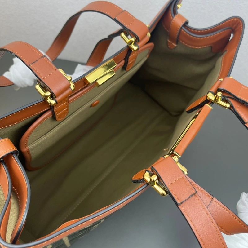 Fendi Shopping Bags 4220D-0155