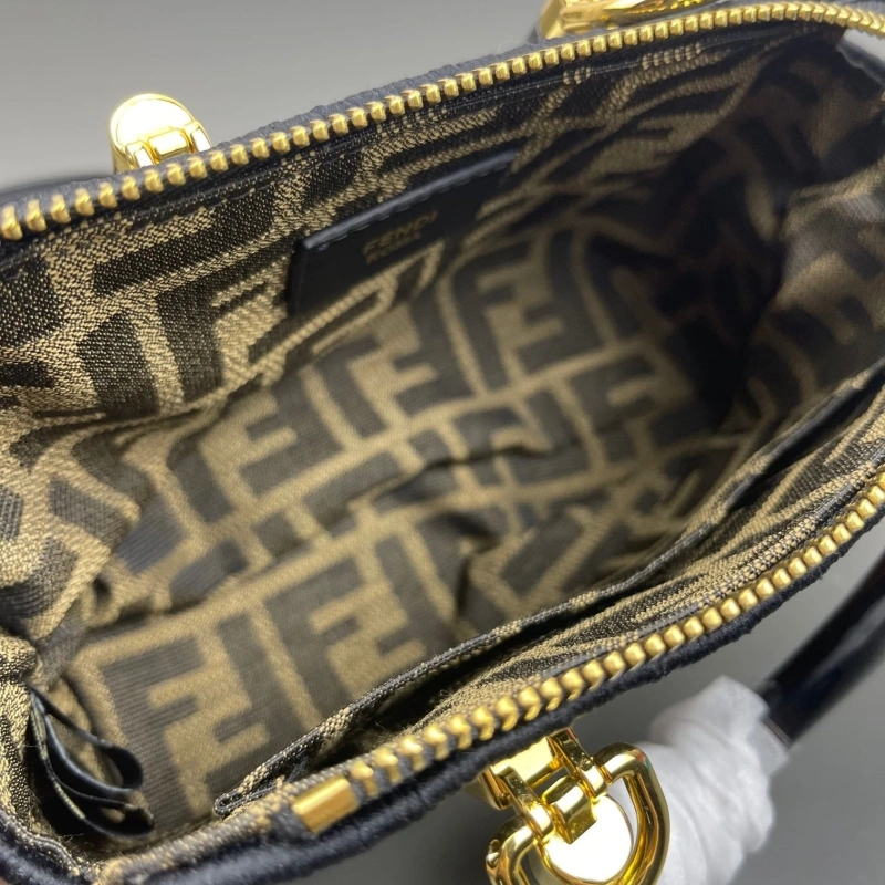 Fendi Top Handle Bags 4220D-0156