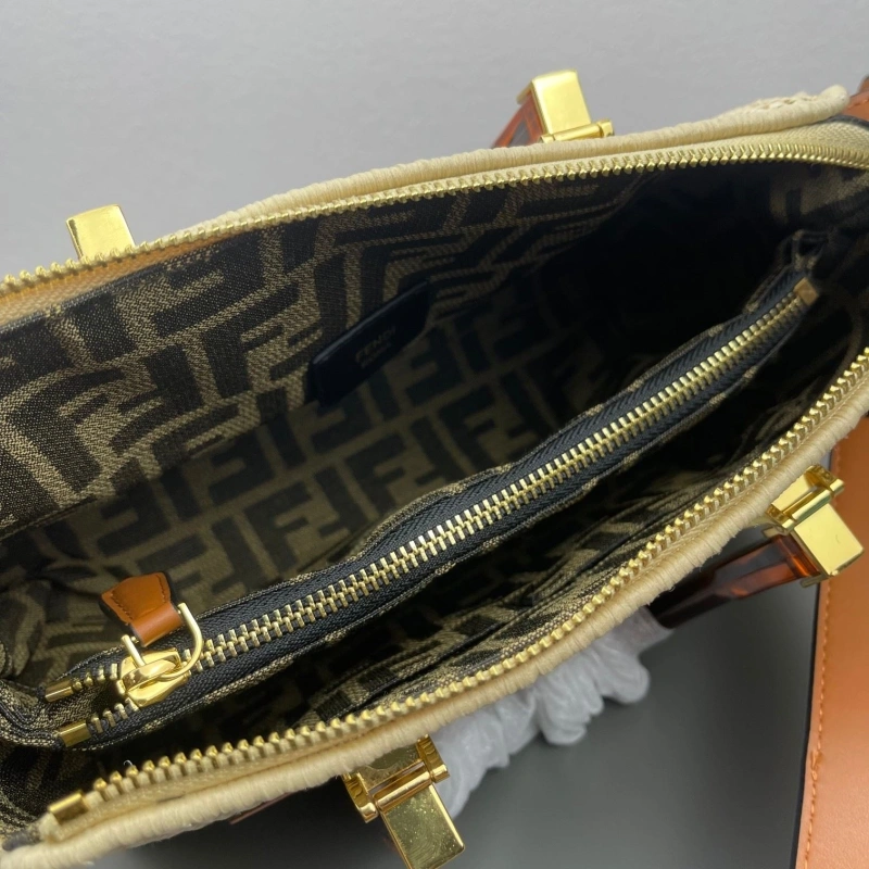 Fendi Top Handle Bags 4220D-0159