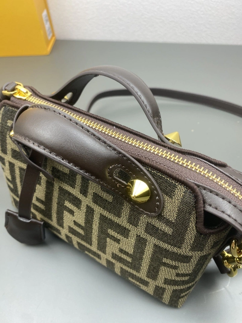 Fendi Top Handle Bags 4220D-0164
