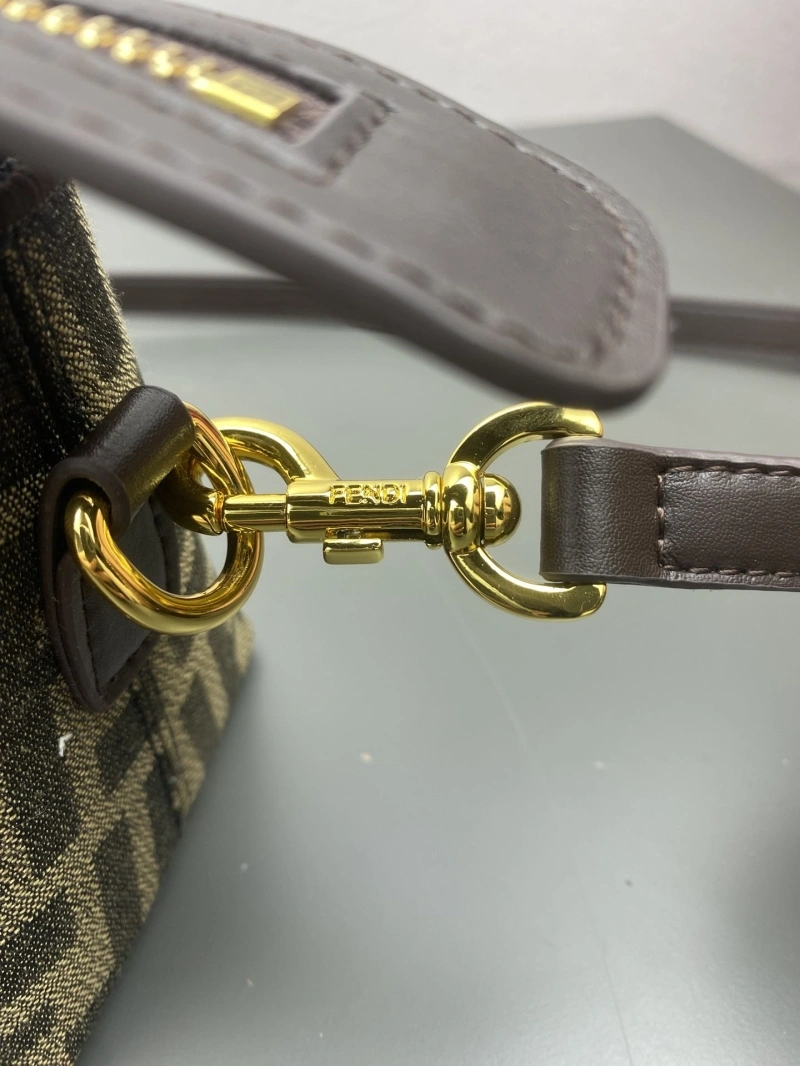 Fendi Top Handle Bags 4220D-0164