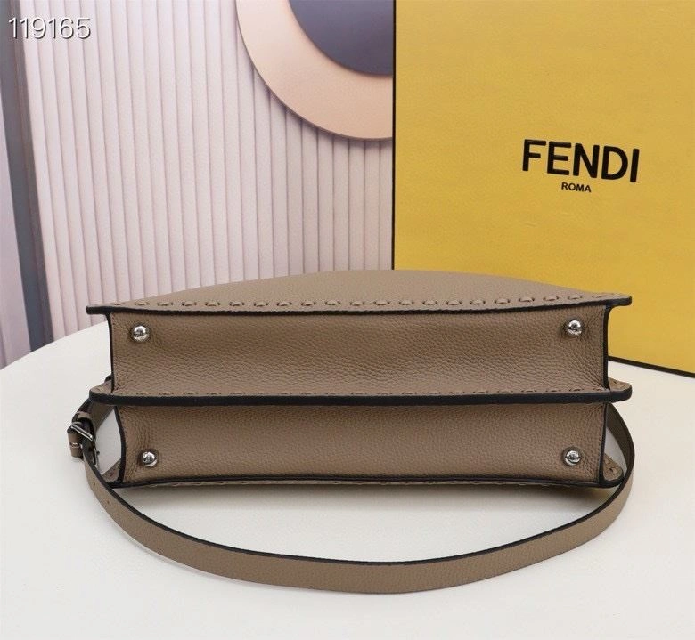Fendi Top Handle Bags 4220D-0186