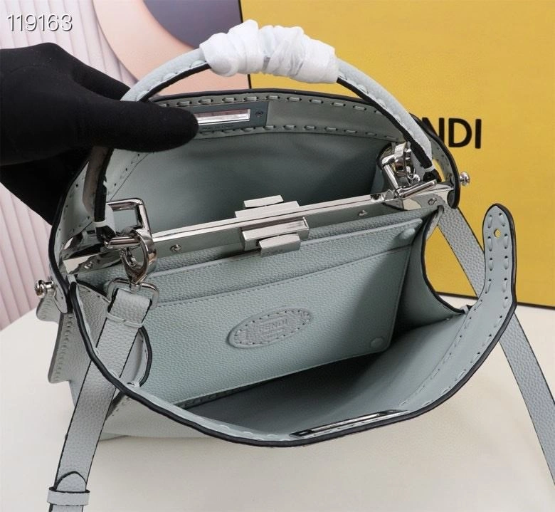 Fendi Top Handle Bags 4220D-0187