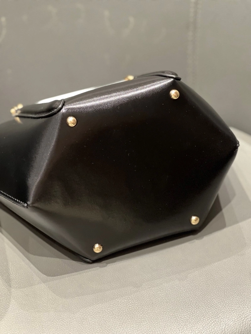 Gucci Shopping Bags 4220D-0328