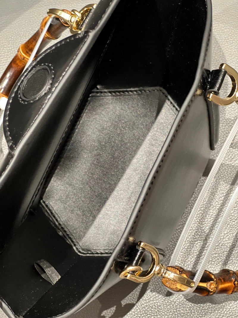 Gucci Shopping Bags 4220D-0330