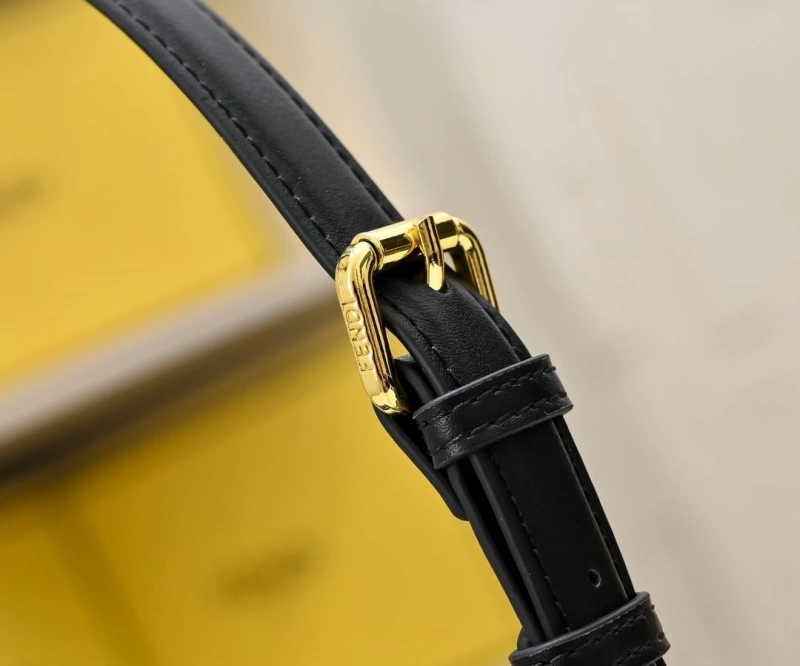 Fendi Top Handle Bags 4220D-0377