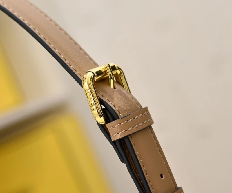 Fendi Top Handle Bags 4220D-0378