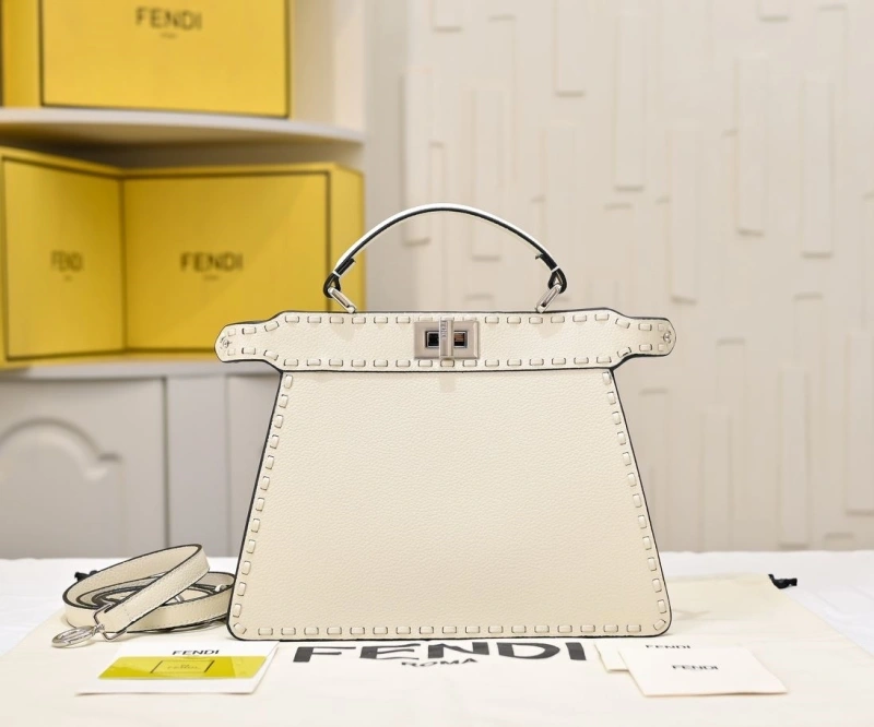 Fendi Top Handle Bags 4220D-0379