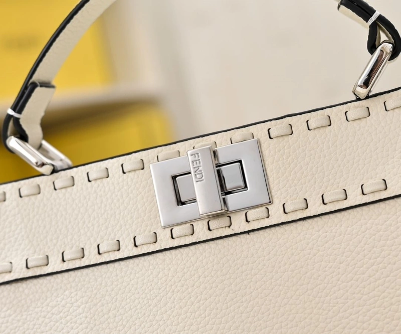 Fendi Top Handle Bags 4220D-0379