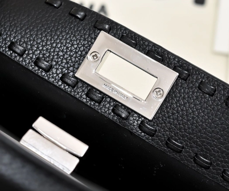 Fendi Top Handle Bags 4220D-0380