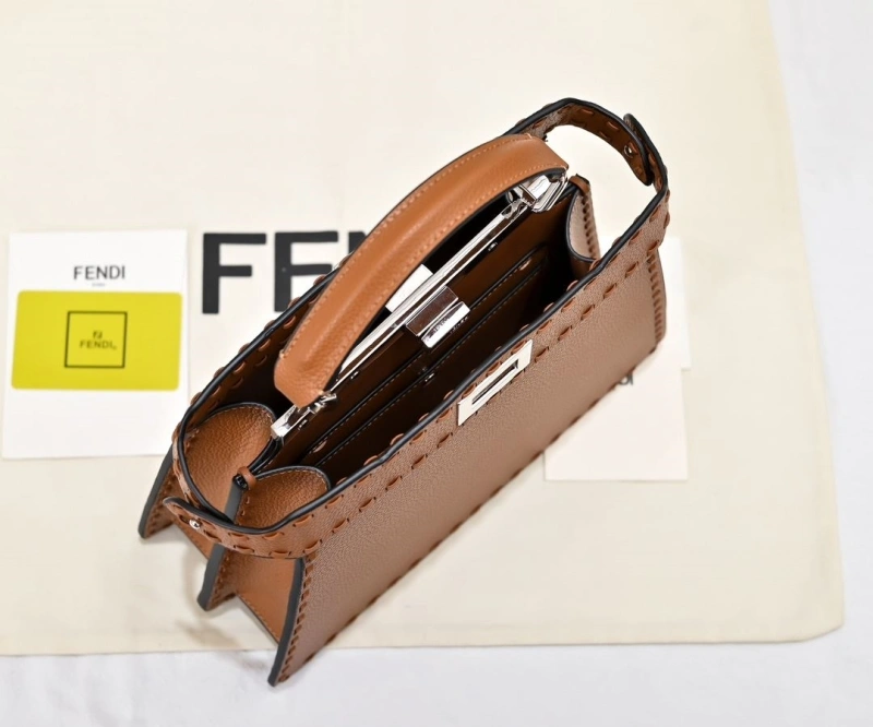 Fendi Top Handle Bags 4220D-0382