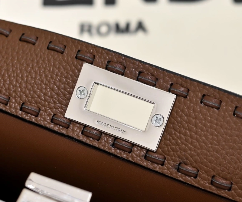 Fendi Top Handle Bags 4220D-0383