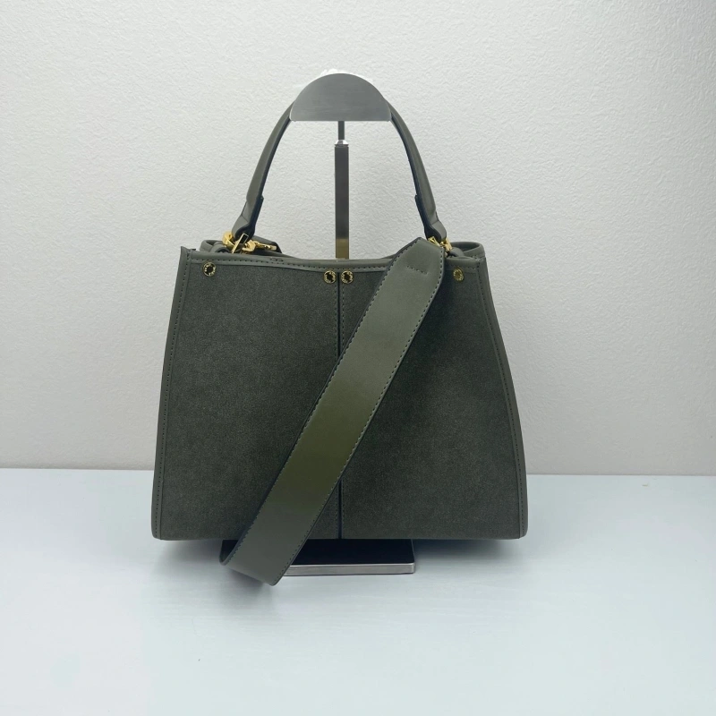 Fendi Top Handle Bags 4220D-0481