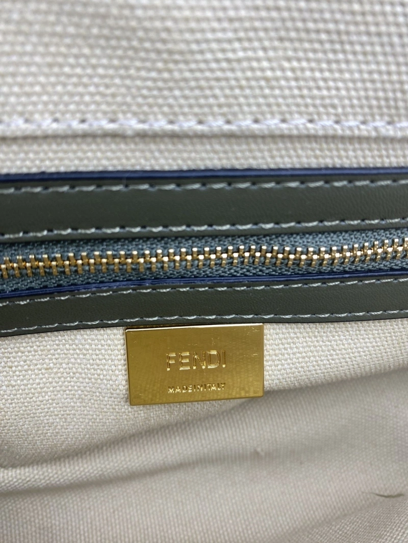 Fendi Baguette Bags 4220D-0483