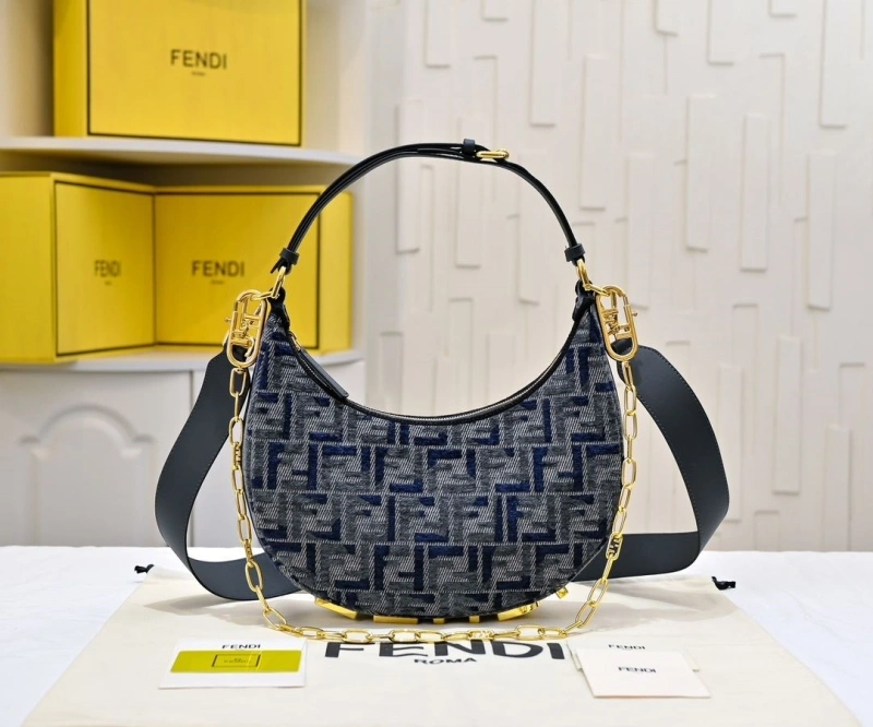 Fendi Top Handle Bags 4220D-0495